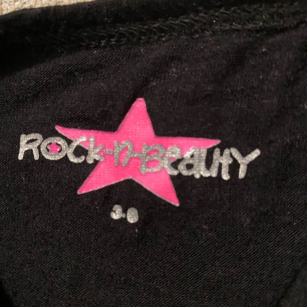 ⭐️HP⭐️Rock-n-Beauty x Random Hearts - Picture 3 of 6